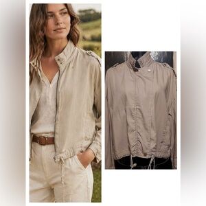 Tristan Cream Tencel Utility Jacket Lightweight Minimalist Size M